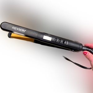 Revlon hair straightener